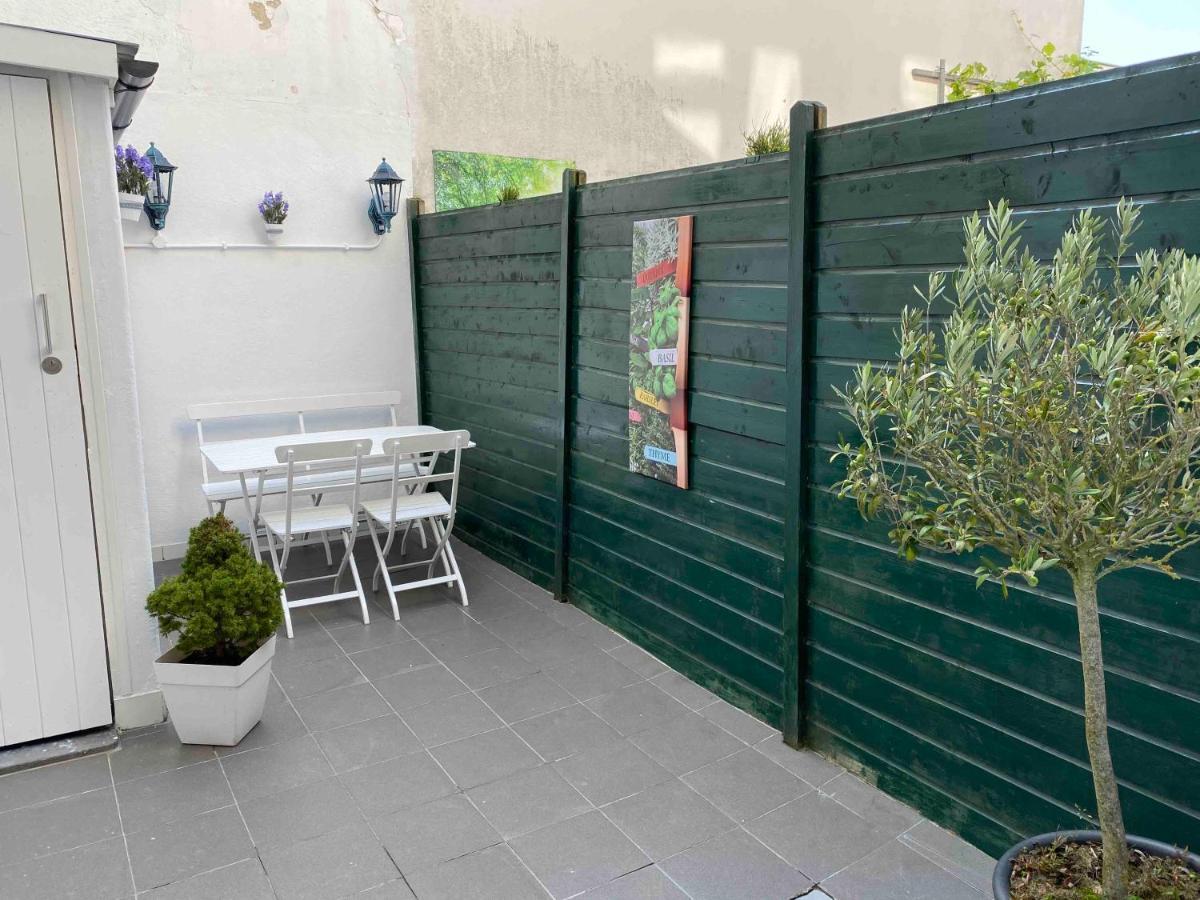 Haagshuisje- Eigen Appartement, Dichtbij Alles, Stijlvol Voorburg Exterior photo